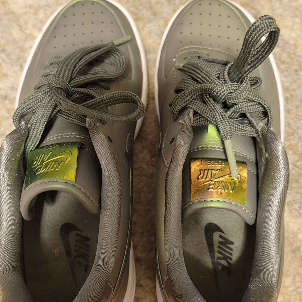 Nike Women's Shoes in Olive Green and Gold